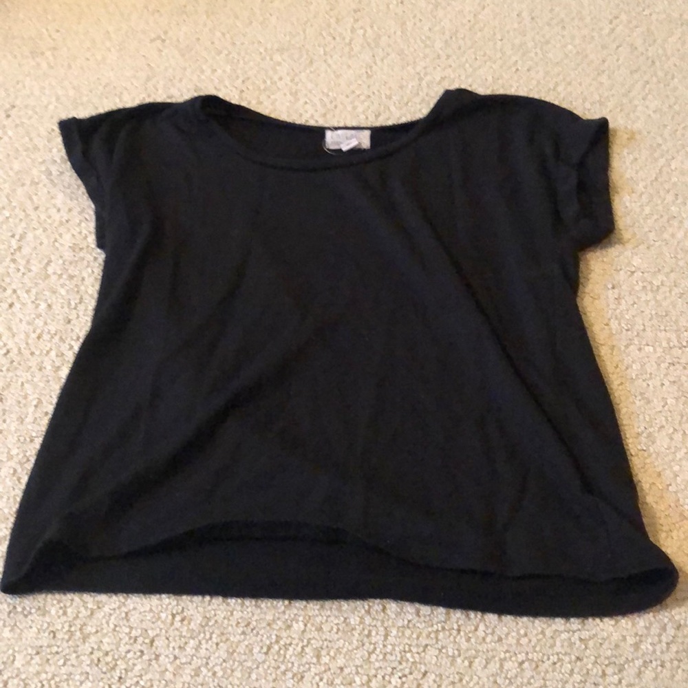 Black jersey top with cuffed arms